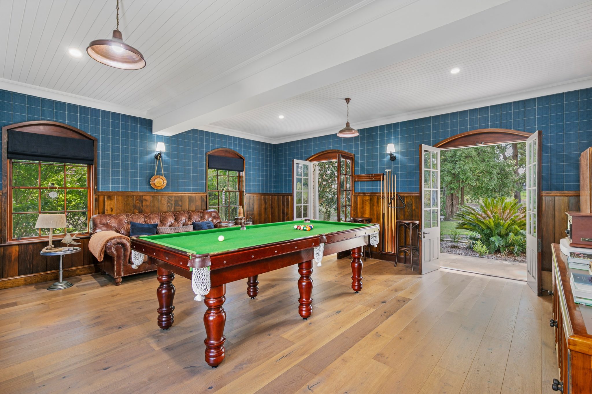 Hamptons Estate | Grand Country Photoshoot Location | Dural, NSW