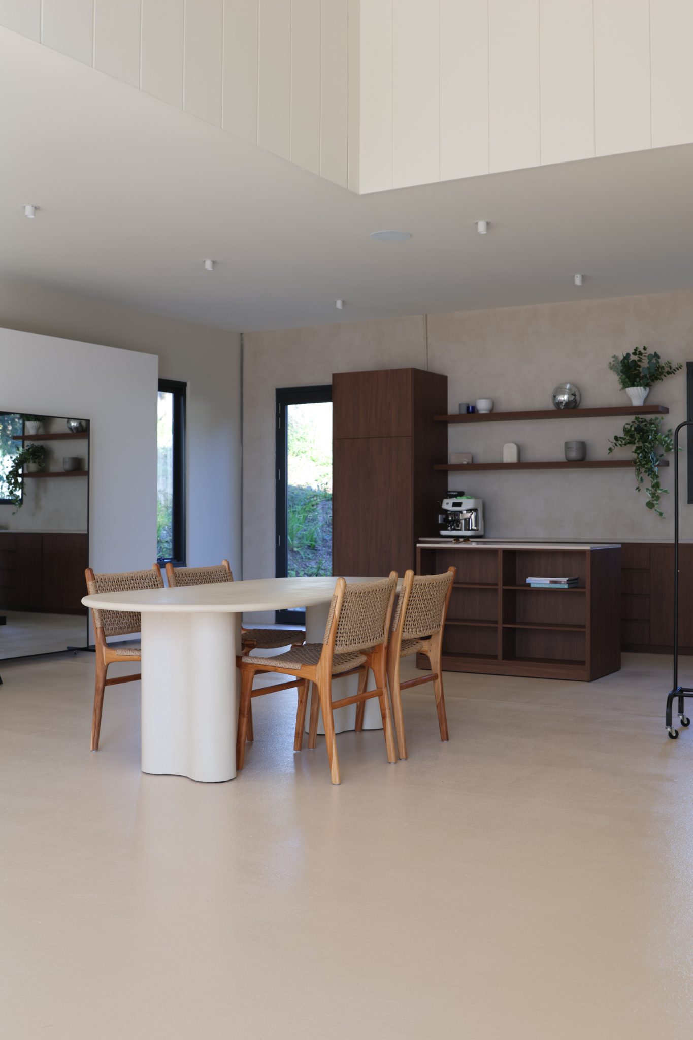 Base Studio Noosa | Minimal Luxe Content Studio | Noosa, QLD