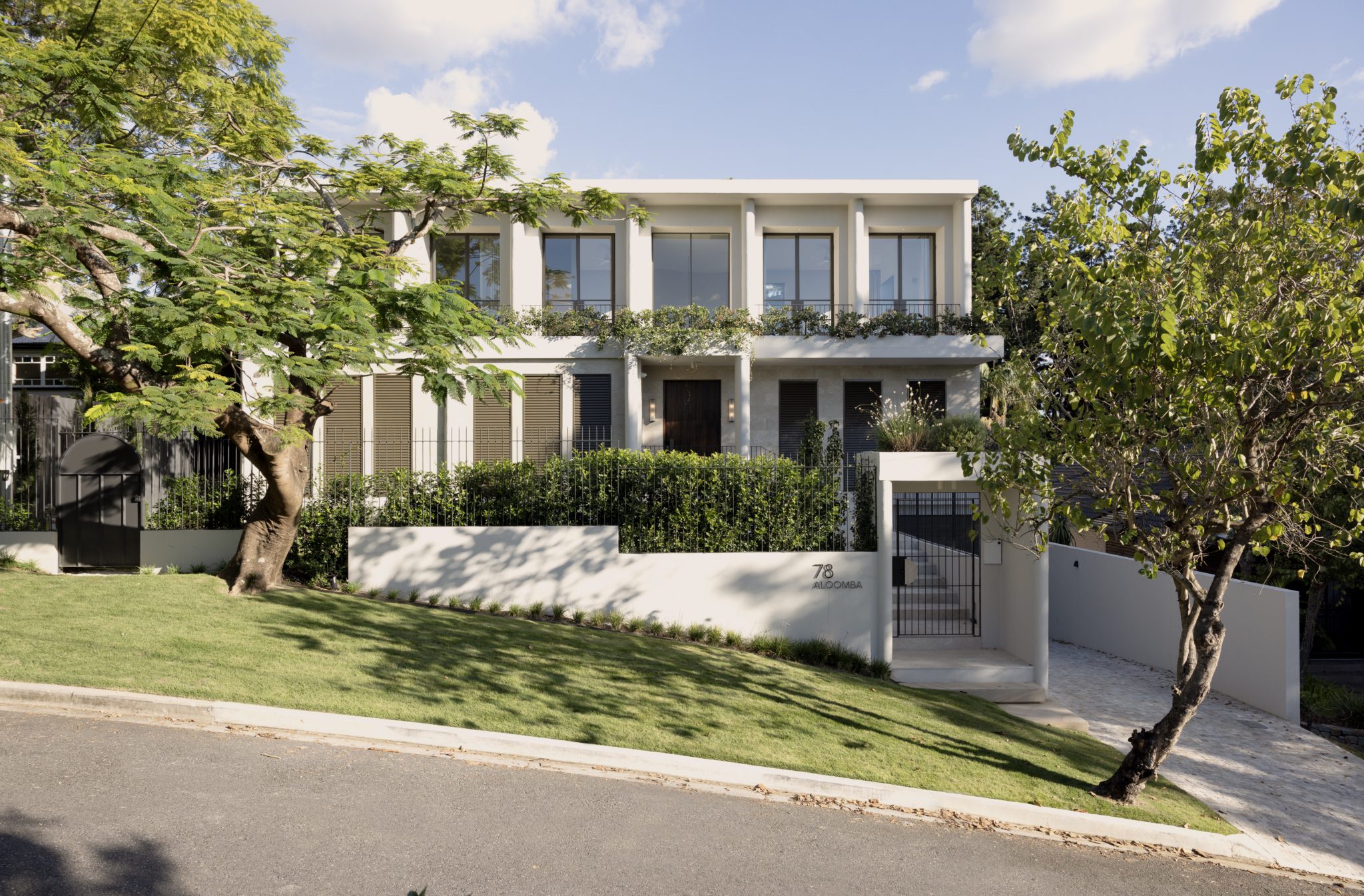 Aloomba | Modern Classic Photoshoot Location | Chelmer, QLD