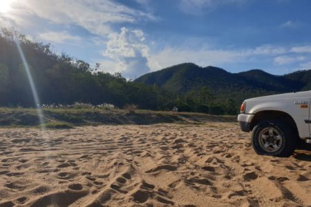 Burrundon | Rural Lakeside Photoshoot Location | Somerset, QLD