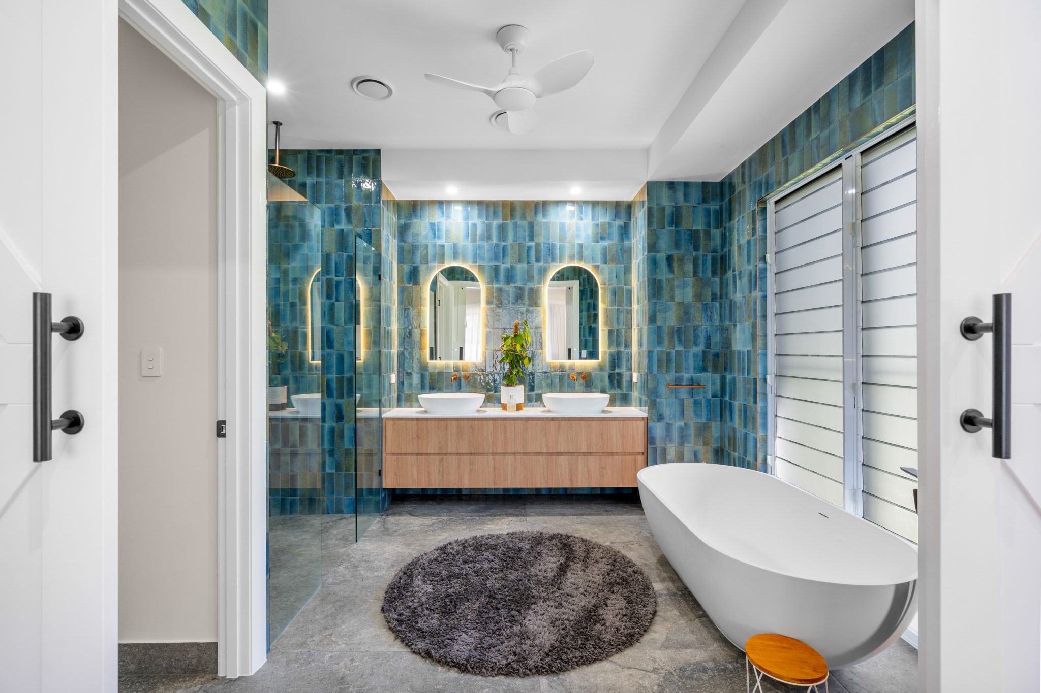 Tropical Paradise | Hamptons-Style Photoshoot Location | Cairns, QLD