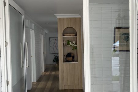 Casa del Arco | Contemporary Coastal Photoshoot Location | Gold Coast, QLD