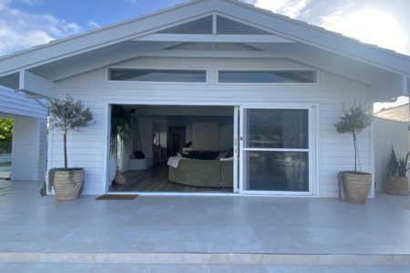 Casa del Arco | Contemporary Coastal Photoshoot Location | Gold Coast, QLD