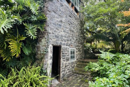 Mount Eliza Bluestone Estate | Editorial-Style Photoshoot Location | Mount Eliza, VIC