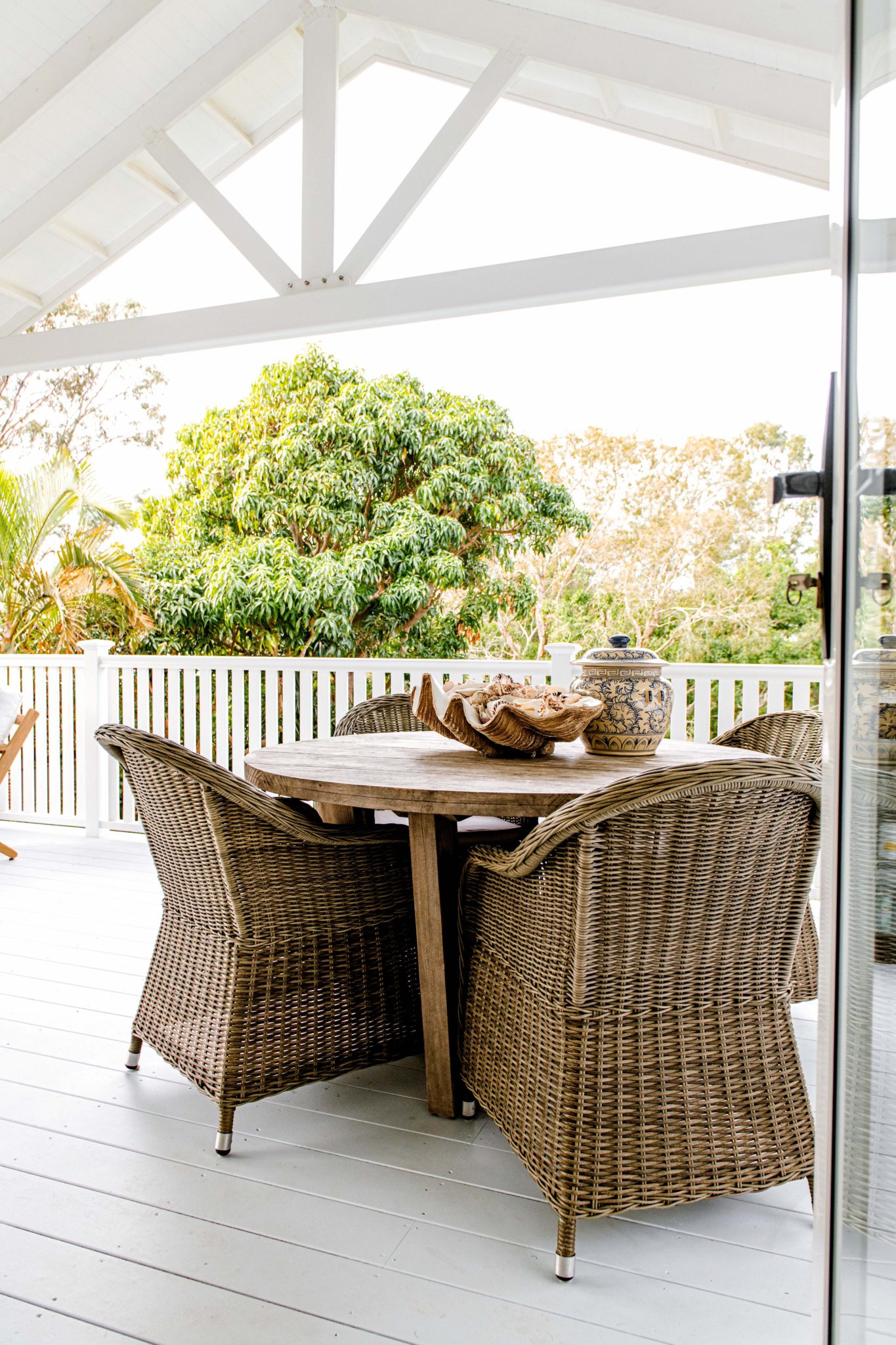 Chirn Park Cottage | Coastal Hamptons Photoshoot Location | Gold Coast, QLD
