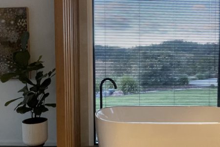 Uralba | Modern Shoot Location with Hill Views | City of Moreton Bay, QLD