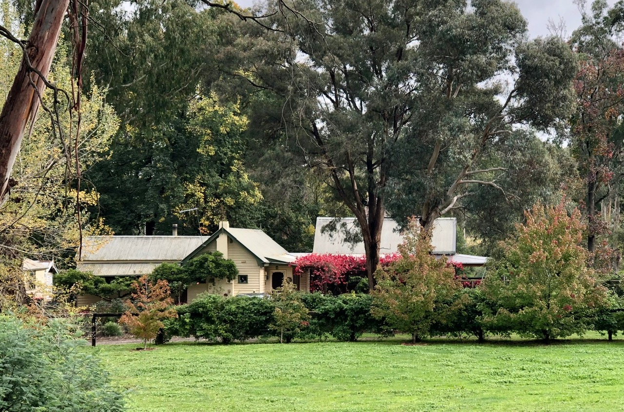 Victorian Miners Cottage | Whimsical Heritage Photoshoot Location | Nutfield, VIC