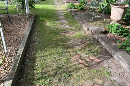 Victorian Miners Cottage | Whimsical Heritage Photoshoot Location | Nutfield, VIC