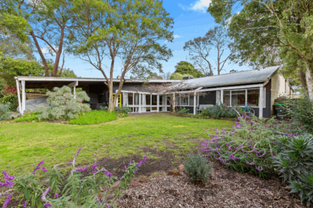 Mid-Century Modern Photoshoot Location | Mount Eliza, VIC