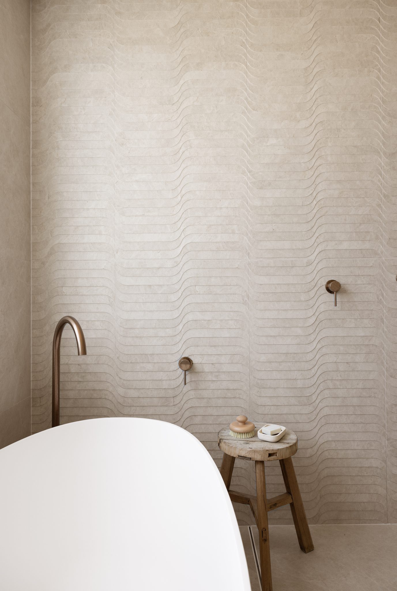 Tides | Modern Minimalist Photoshoot Location | Gold Coast, QLD