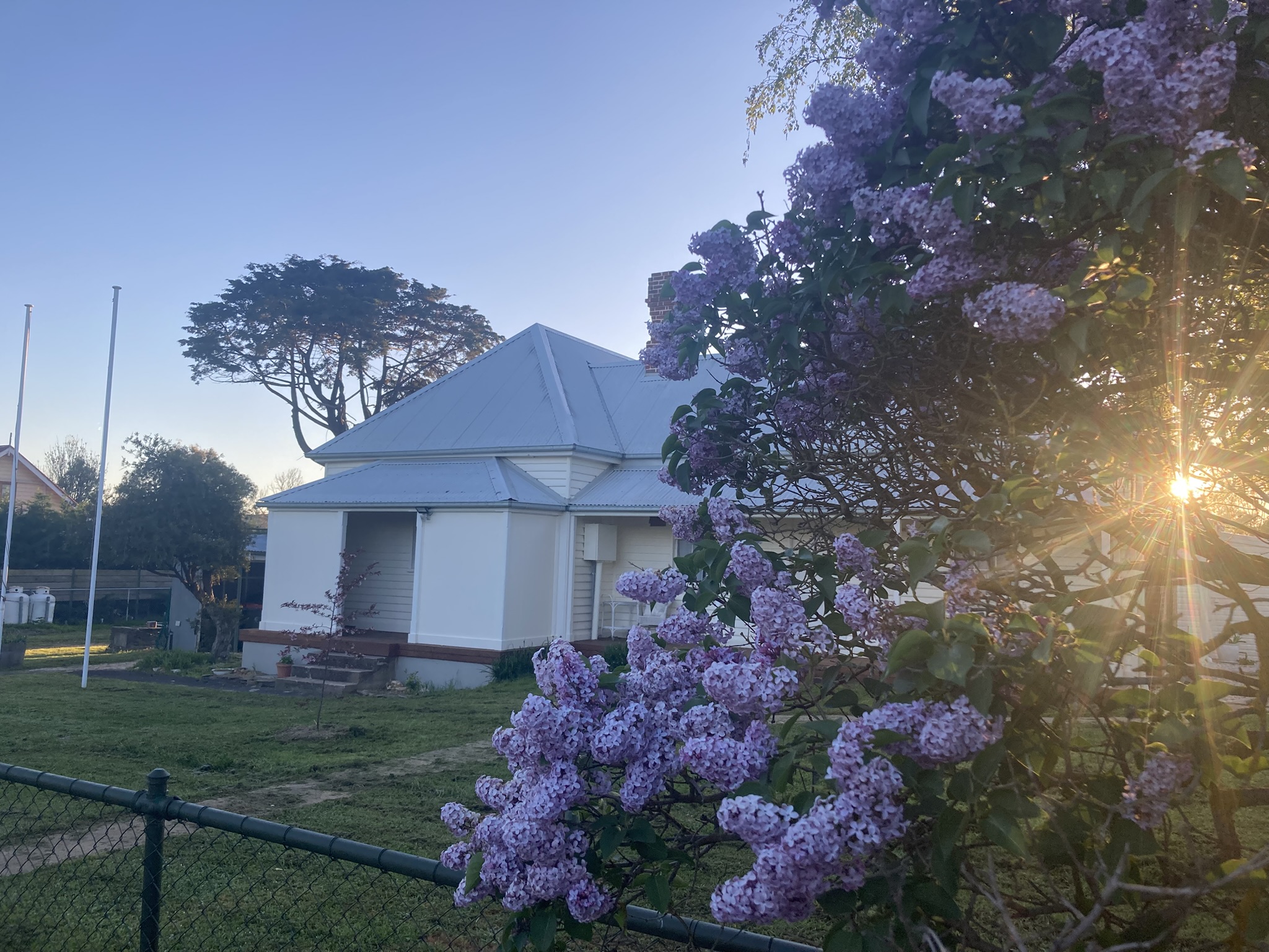 Newbridge Schoolhouse | Historic Shoot Location | Blayney, NSW