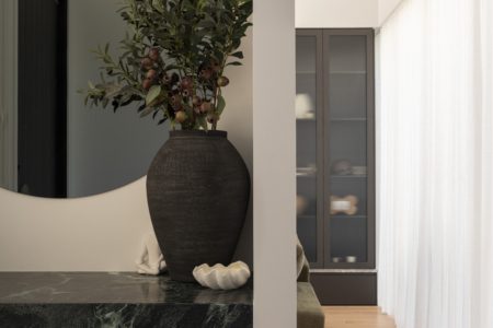 Amora House | Modern Coastal Photoshoot Location | Mermaid Waters, QLD