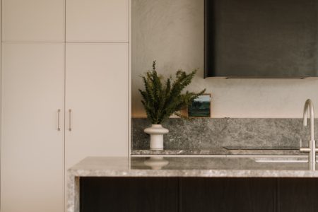 Amora House | Modern Coastal Photoshoot Location | Mermaid Waters, QLD