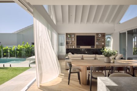 Amora House | Modern Coastal Photoshoot Location | Mermaid Waters, QLD