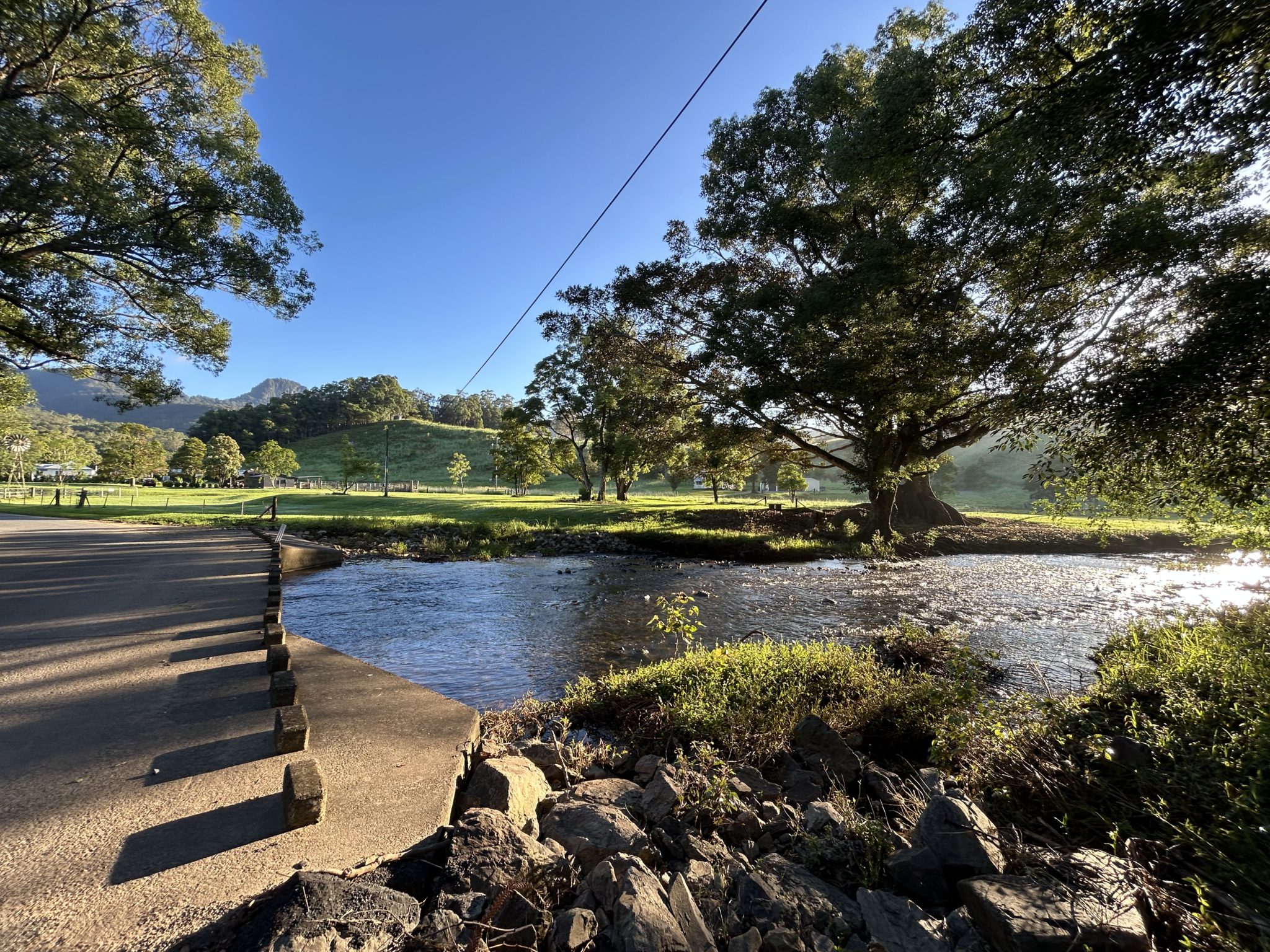 Crystal Creek Park | Traditional Country Farmhouse Shoot Location | Upper Crystal Creek, NSW