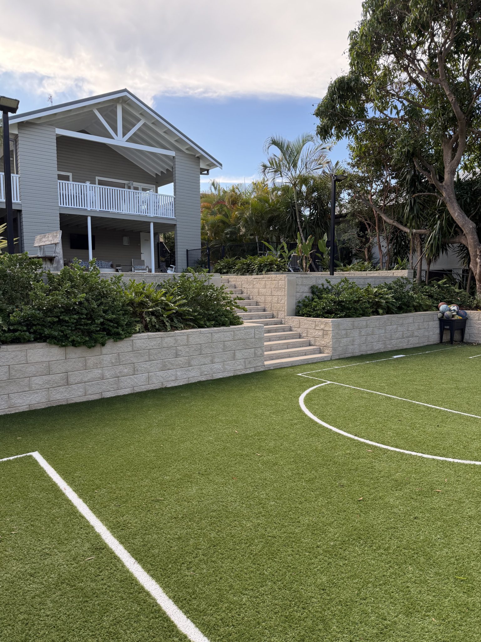 Chirn Park Cottage | Coastal Hamptons Photoshoot Location | Gold Coast, QLD