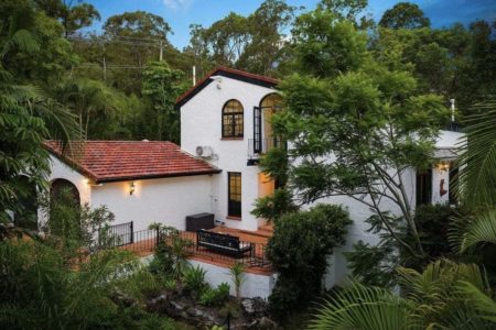 San Telmo | Mediterranean Shoot Location | Gold Coast, QLD