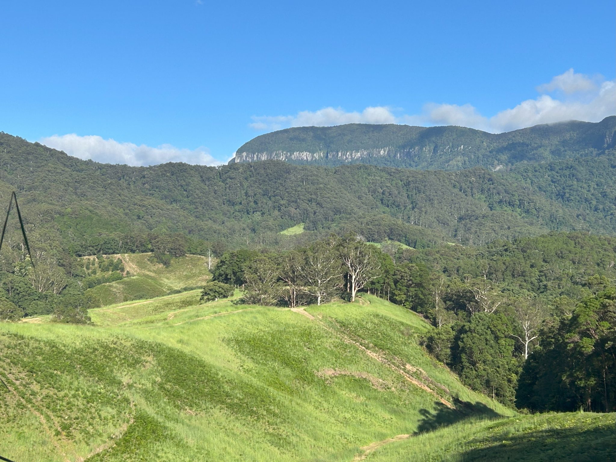 Crystal Creek Park | Traditional Country Farmhouse Shoot Location | Upper Crystal Creek, NSW