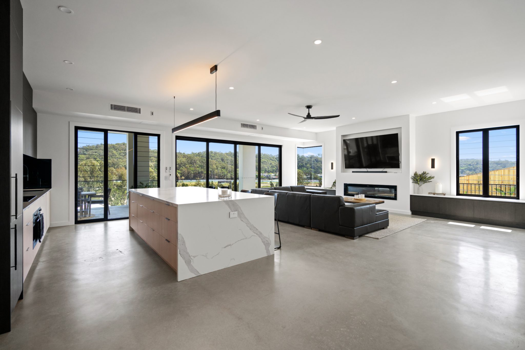 SΛVΛYΛ | The Modern Coastal Home Photoshoot Location | Burleigh Heads, QLD